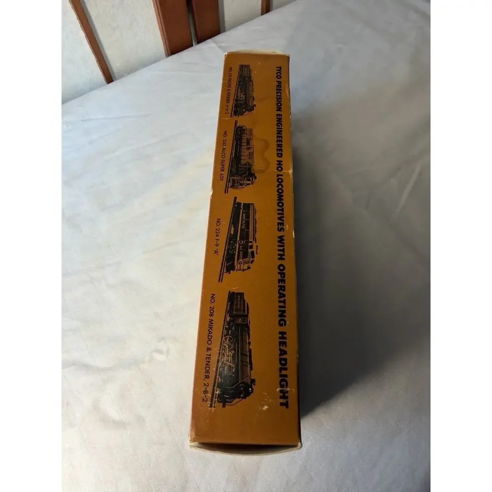 Vintage 1975 TYCO 344-E Union Pacific Hopper Car HO Scale UP 62040 Boxed